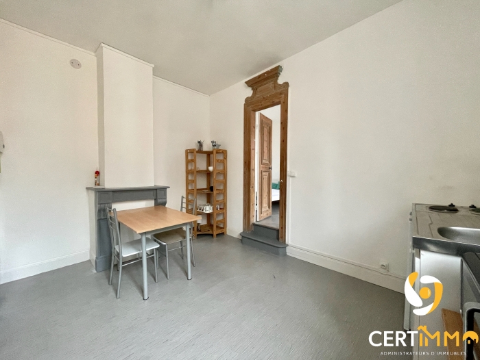 Location Appartement meublé 2 pièces Valenciennes (59300) - rue de paris