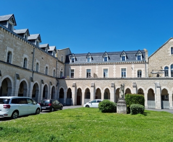Location Appartement 2 pièces Poitiers (86000) - saint cyrien