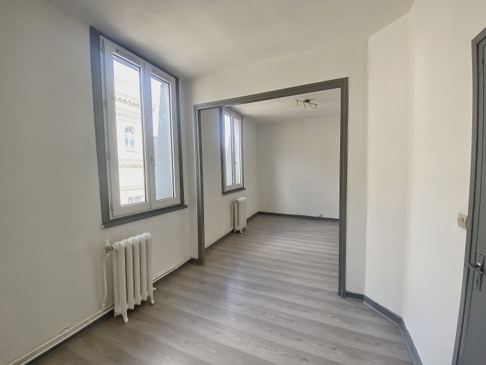 Location Appartement 2 pièces Valenciennes (59300) - CENTRE